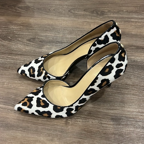 Michael Kors Leopard Pump Heels - Picture 2 of 5